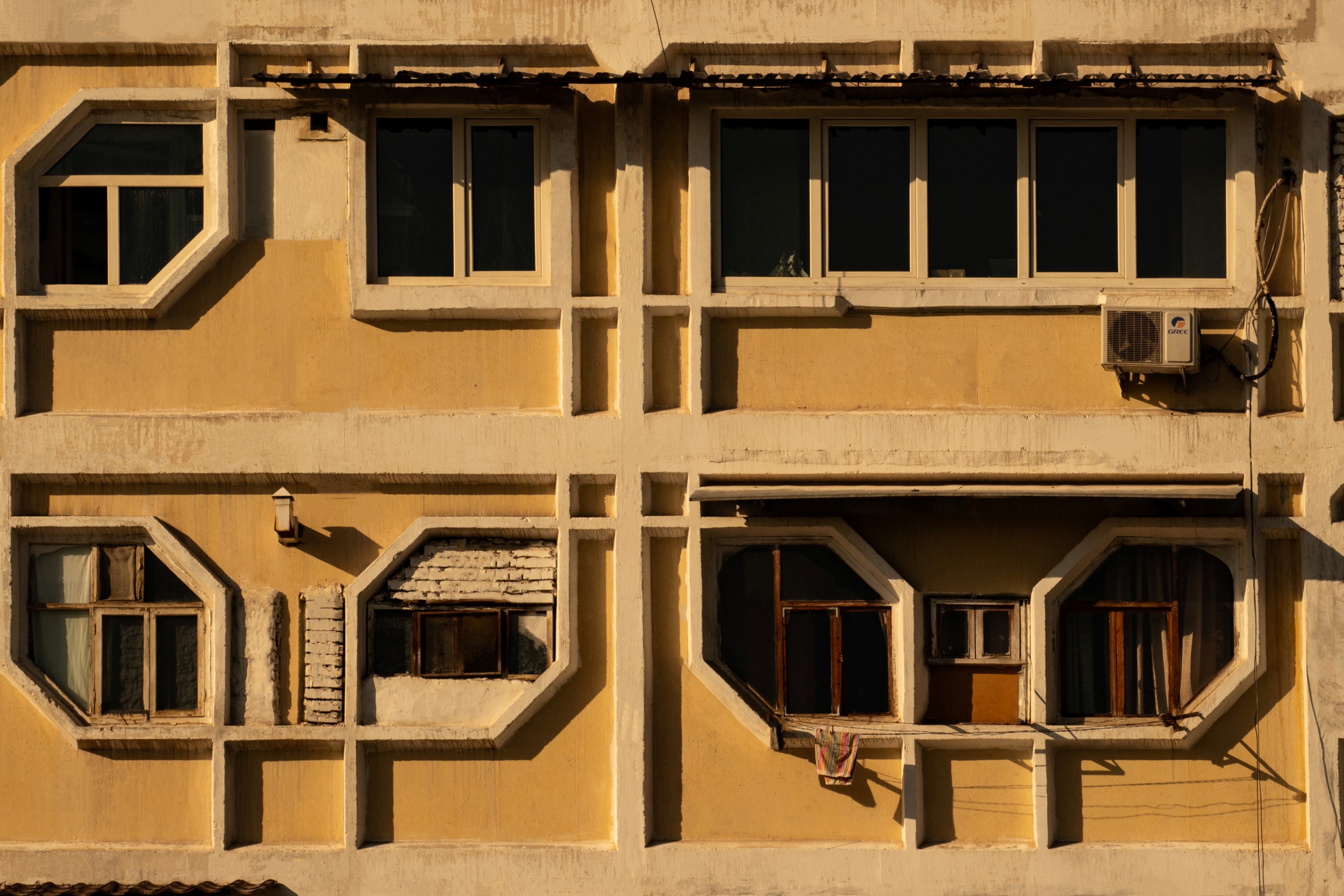 Residential Building on Sharaf Rashidov Street